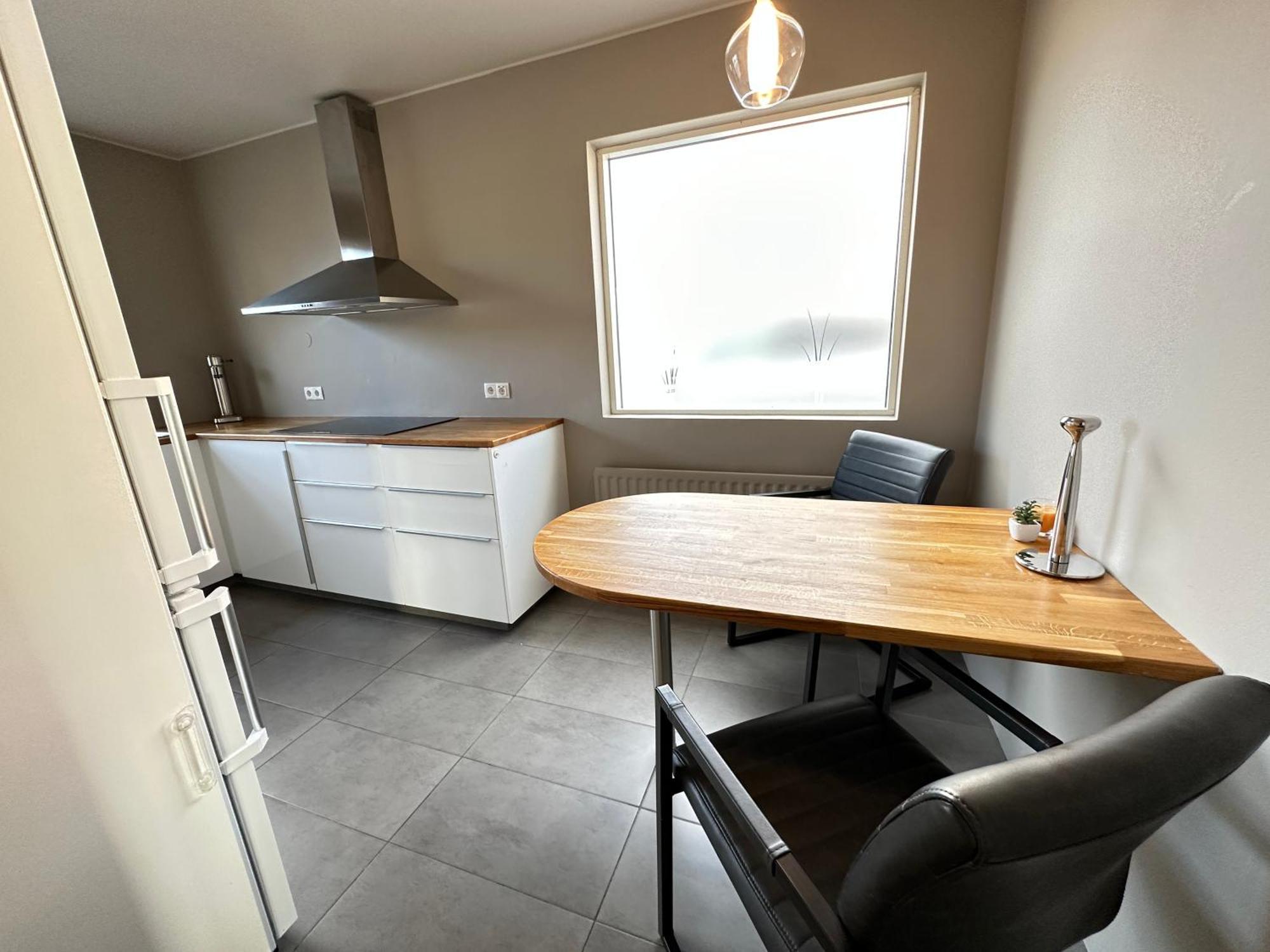 Spacious And Family Friendly Apartment In Kopavogur Reykjavík Zewnętrze zdjęcie
